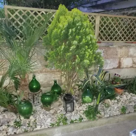 Sud Est Salento Oda ve Kahvaltı 3*